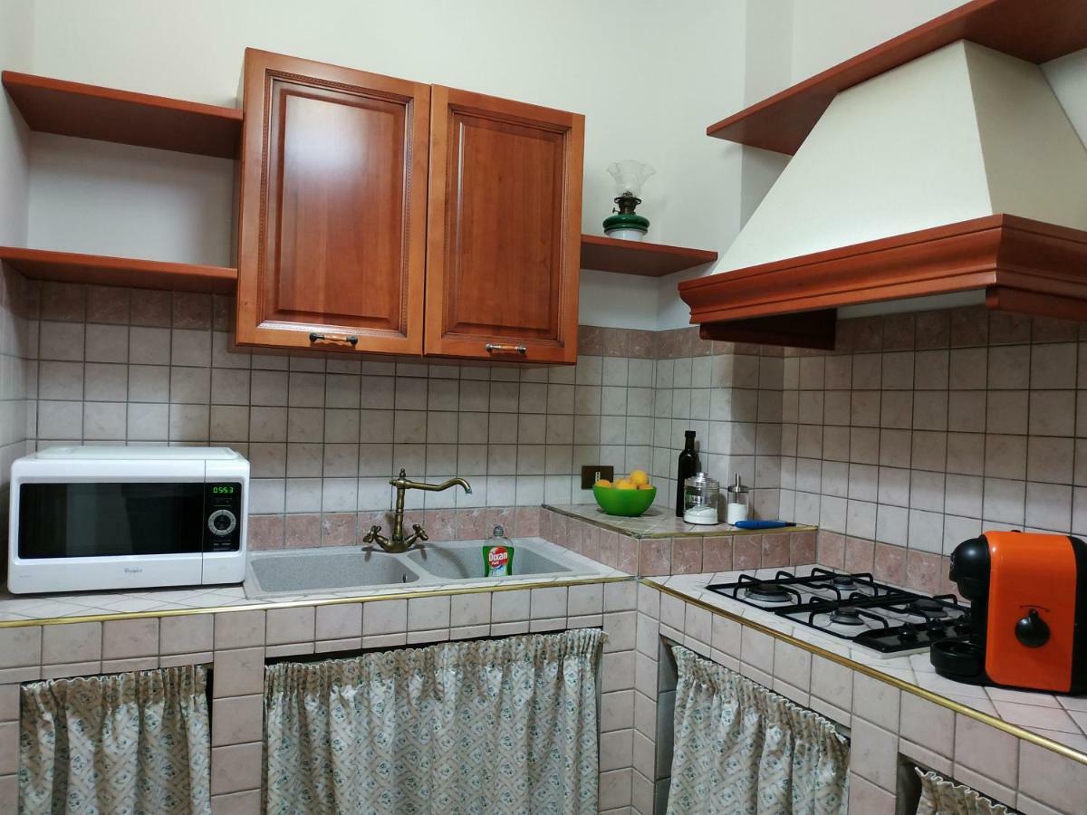 קאסטלמארה דל גולפו Marina Blu Rooms מראה חיצוני תמונה